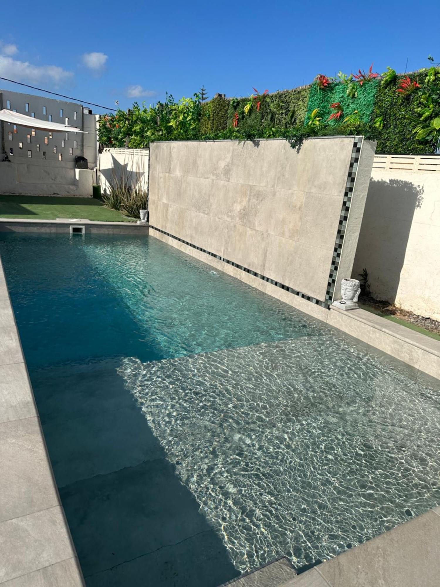Valtisya Pool And Airport 乡村民宿 特尔德